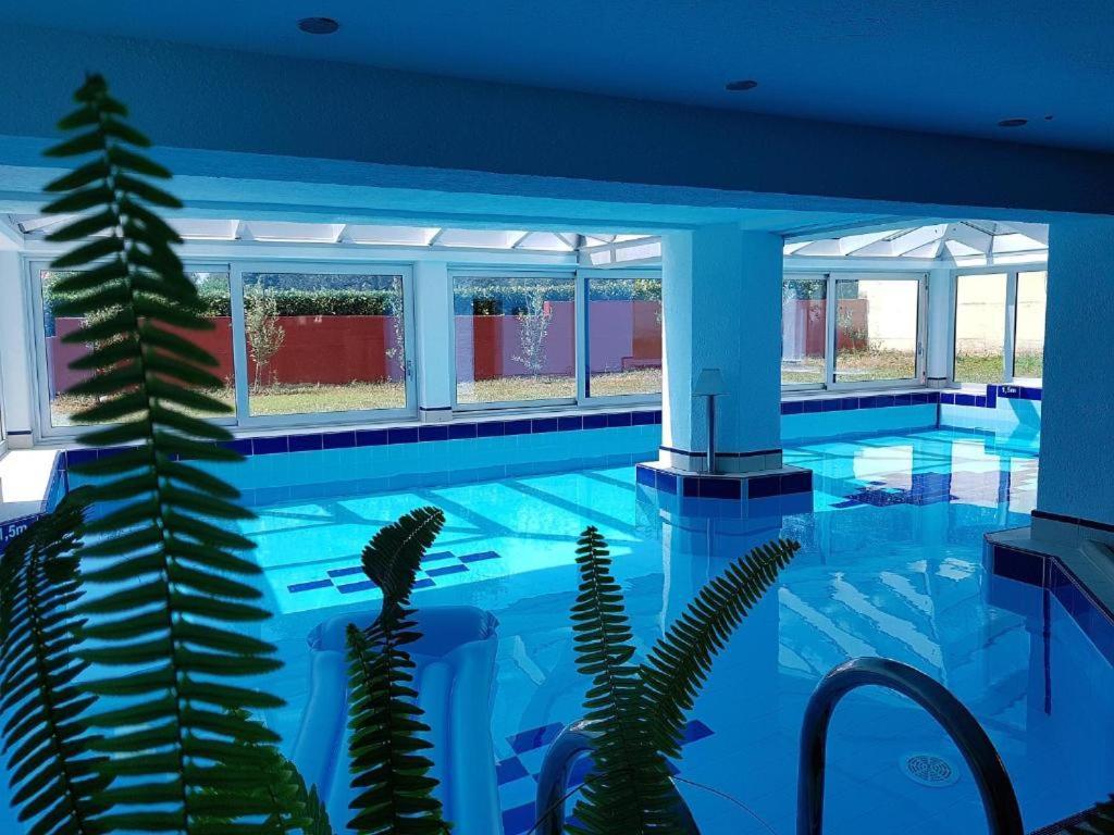 Apartments Ana Wellness S ロヴィニ エクステリア 写真